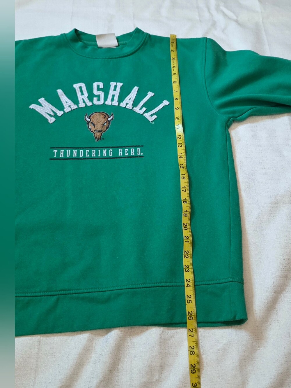Champion Marshall University Thundering Herd Crewneck Sweatshirt Size Medium - Picture 3 of 9